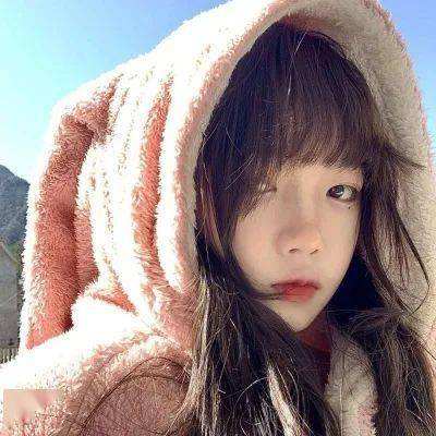 直击北京灾后救援丨记者跟随救援人员徒步进山送物资